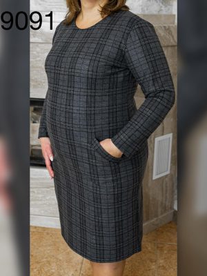 Сукня в клітинку